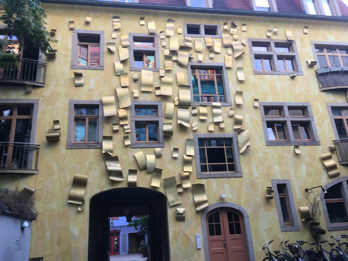 Apartment 1, Rothenburger Strasse