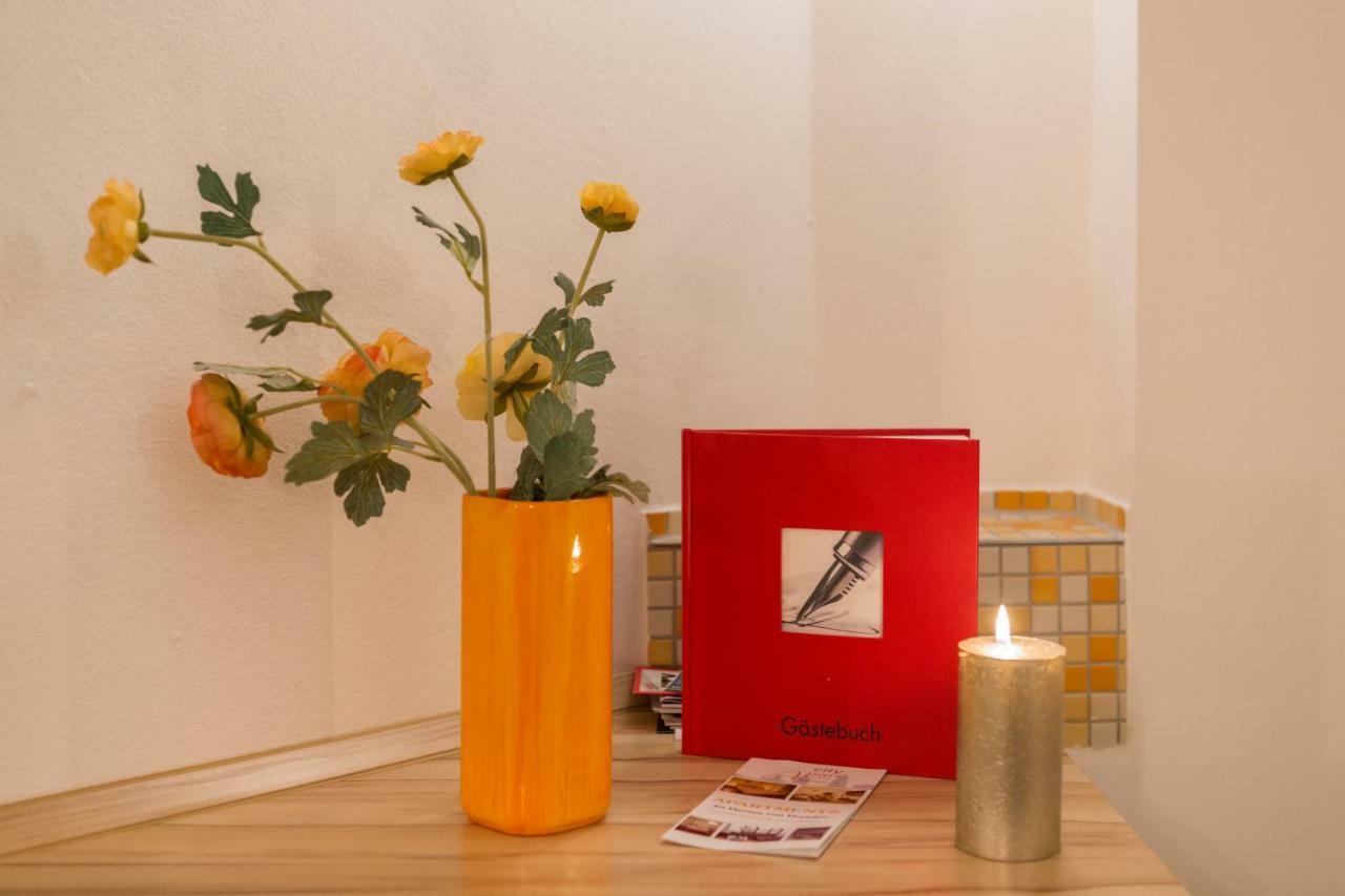1, Rothenburger Strasse Apartment *